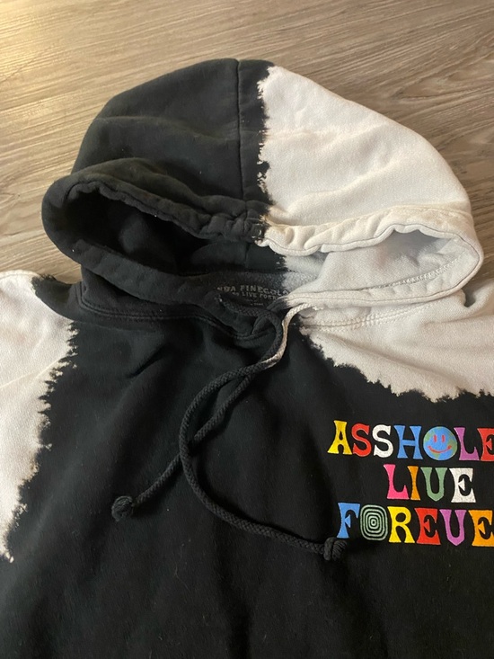 Linda Finegold “Assholes Live Forever” Graphic Hoodie – XL - Picture 6 of 8